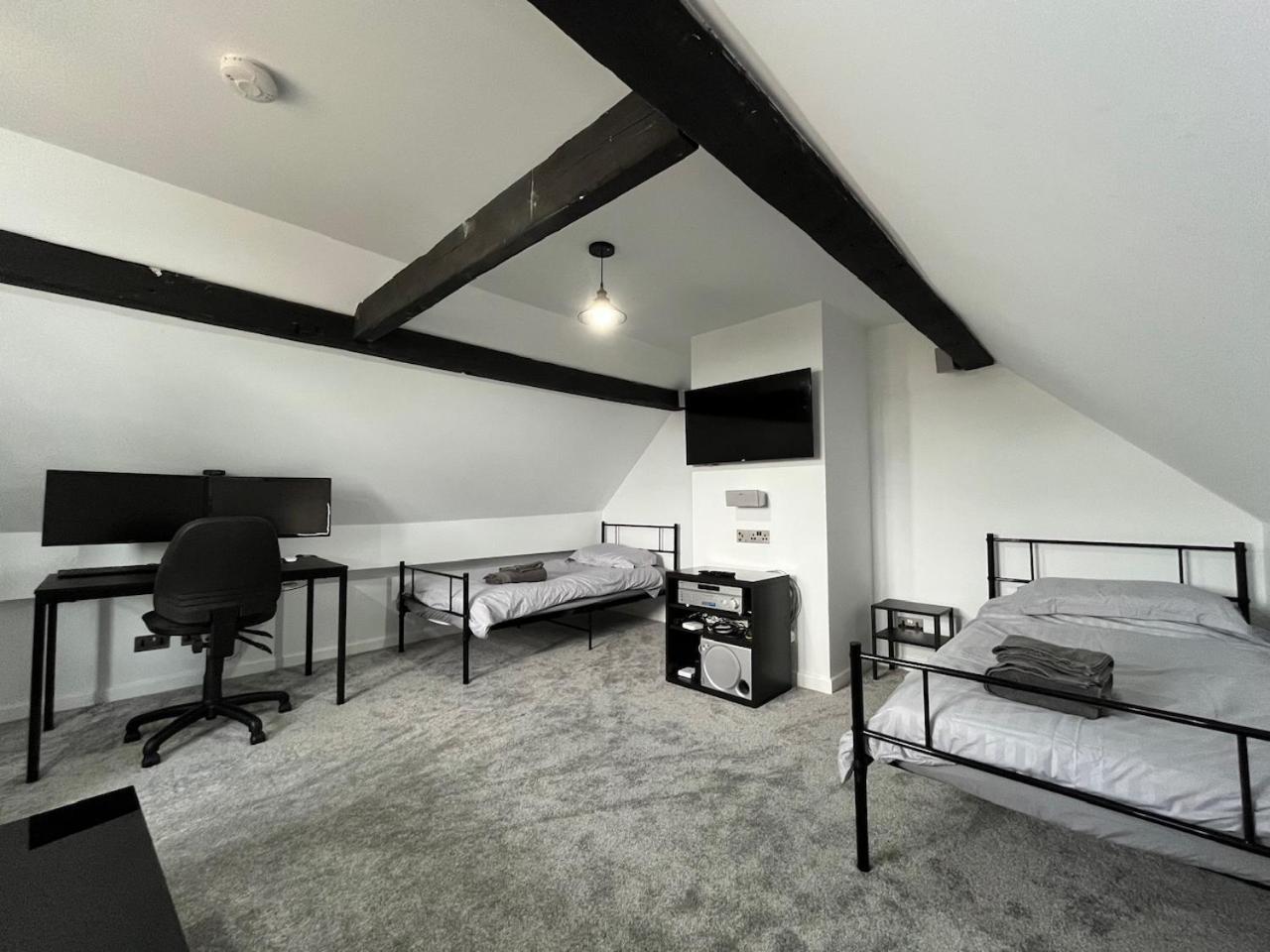 One Jubilee Cottages Shugborough 외부 사진