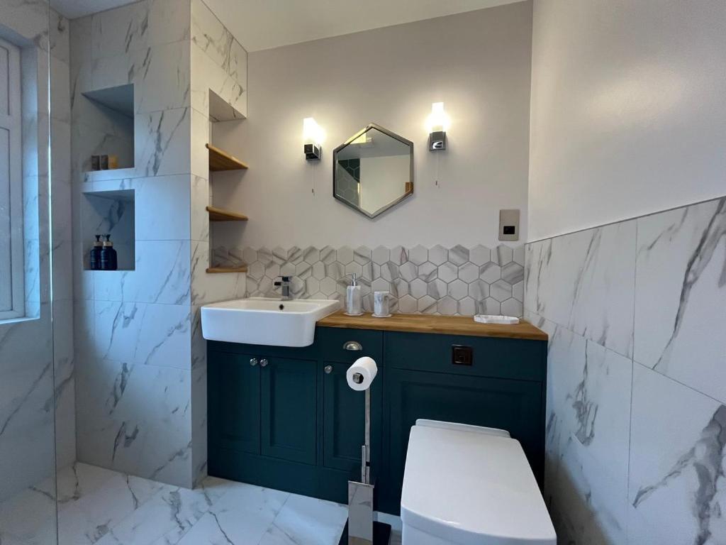 One Jubilee Cottages Shugborough 외부 사진